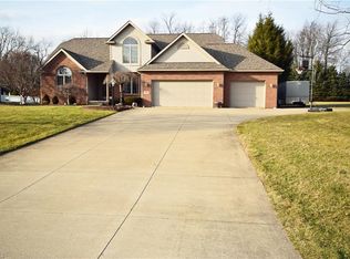 3471 Killian Rd, Uniontown, OH 44685
