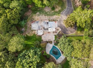 7 Smith Ln, Saint James, NY 11780