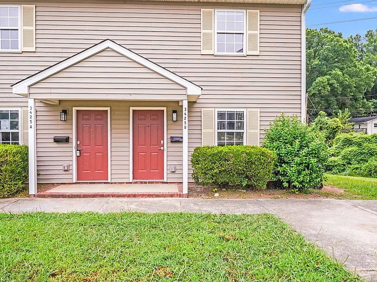 3425 Anson St #B — Photo 15