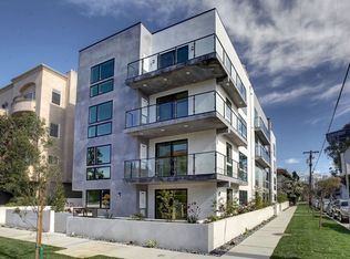 10815 Missouri Ave APT 401, Los Angeles, CA 90025