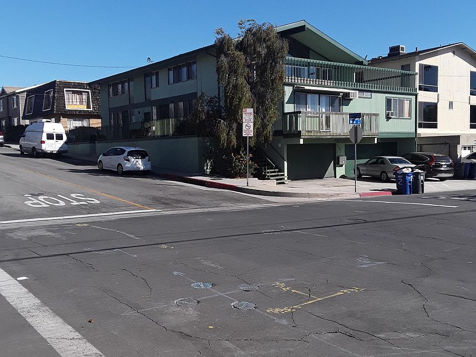 2nd image of 1890 Molino Ave #1