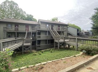 9175 S Pointe Retreat Dr, Bloomington, IN 47401