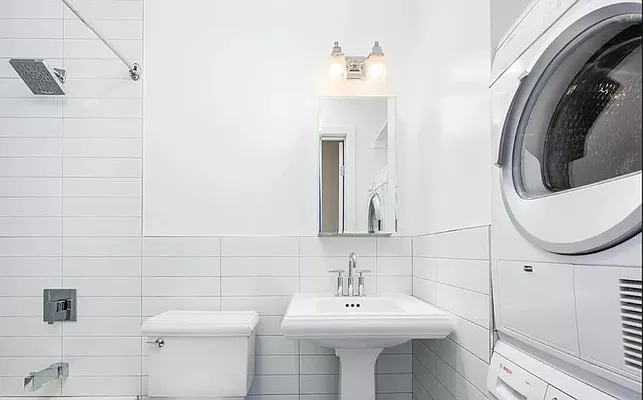 Rented by Vertical Real Estate LLC | media 30