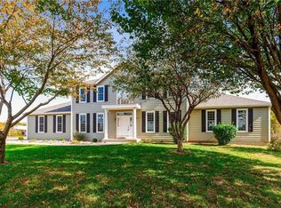 15411 N Eastern Rd, Smithville, MO 64089
