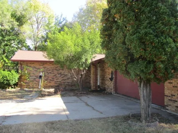 2410 Sauber Ave, Rockford, IL 61103