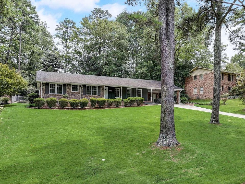 1st image of 3325 Northbrook Dr