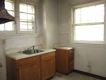 5th image of 1222 Gregan Pl