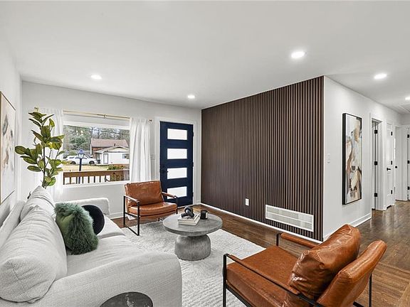 5th image of 4027 Lindsey Dr