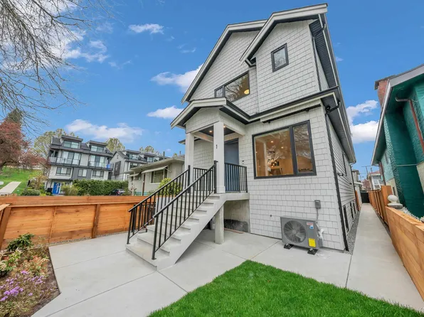 2715 Cheyenne Ave, Vancouver, BC V5R 4R5