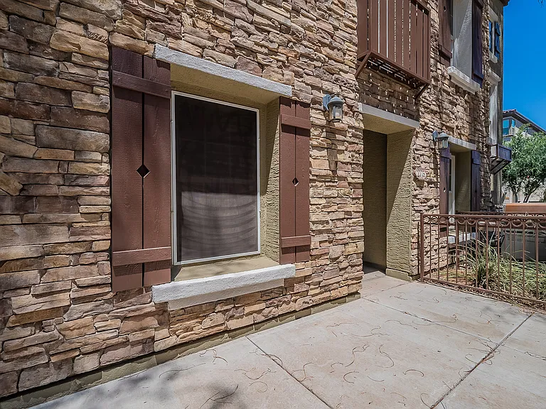 2773 S Bahama Dr — Photo 24