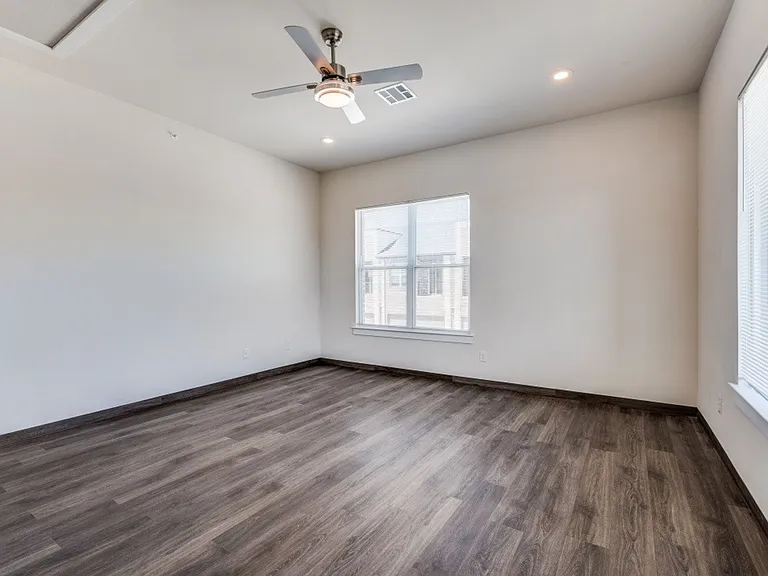 710 Benge Dr — Photo 18