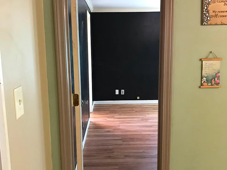 210 Kennedy Rd — Photo 21