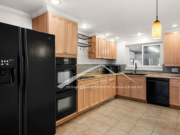5th image of 7475 W 18th Ave