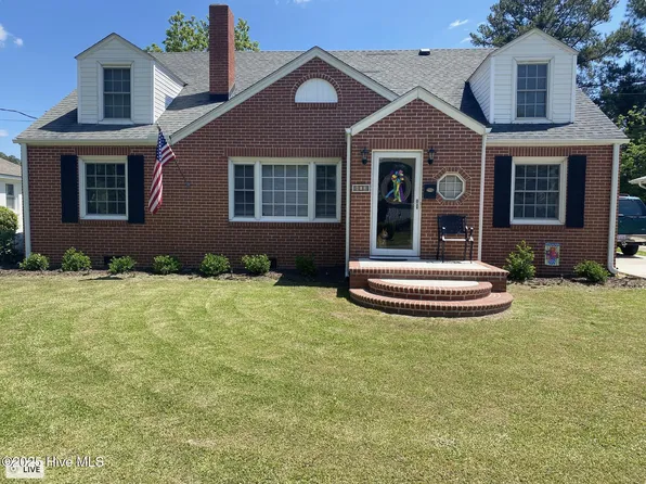 612 Blaney Street, Clinton, NC 28328