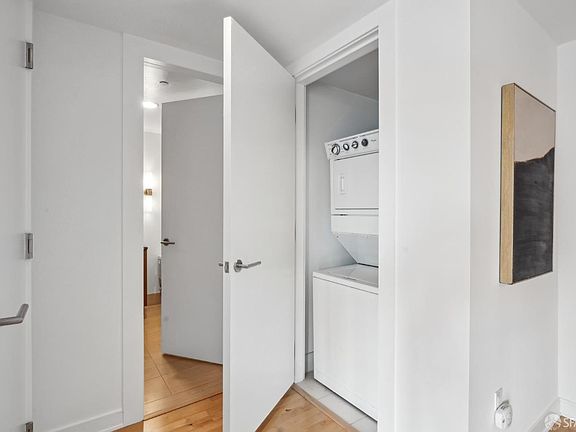 4th image of 301 Mission St APT 17H
