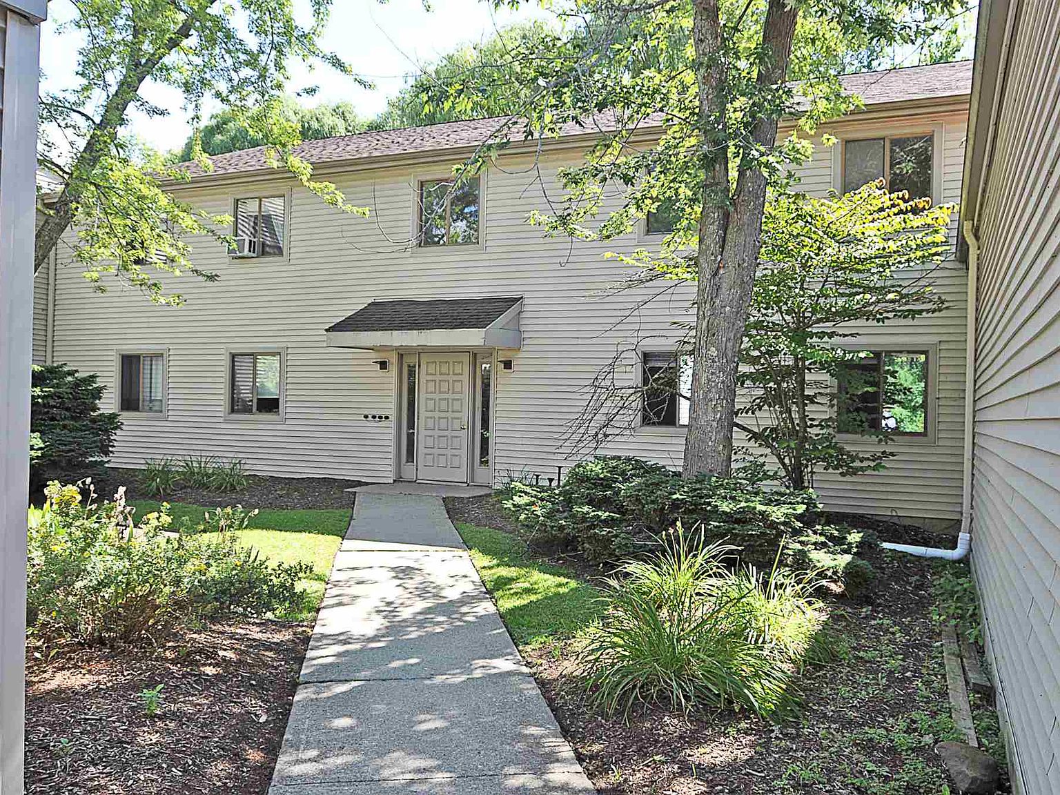 425 Locust Hill Road UNIT 425, Shelburne, VT 05482 Zillow