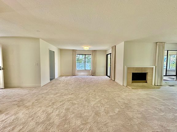 View of dining area - living room combo