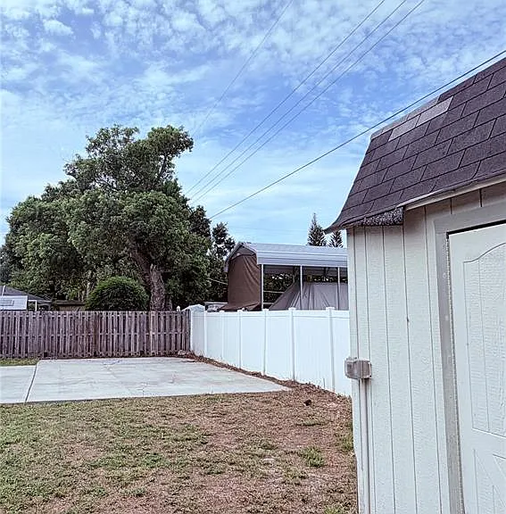 6411 Santa Monica Dr — Photo 16