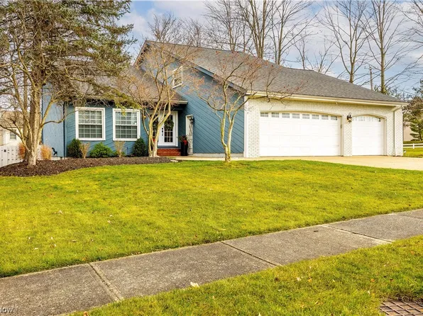19959 Cottonwood Trl, Strongsville, OH 44136