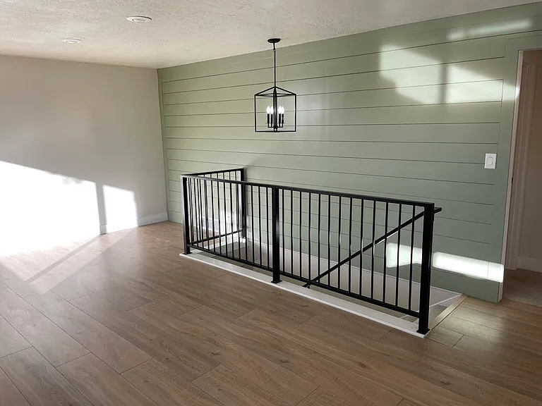 864 N 350 E — Photo 4
