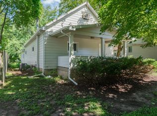 702 N Linden St, Normal, IL 61761