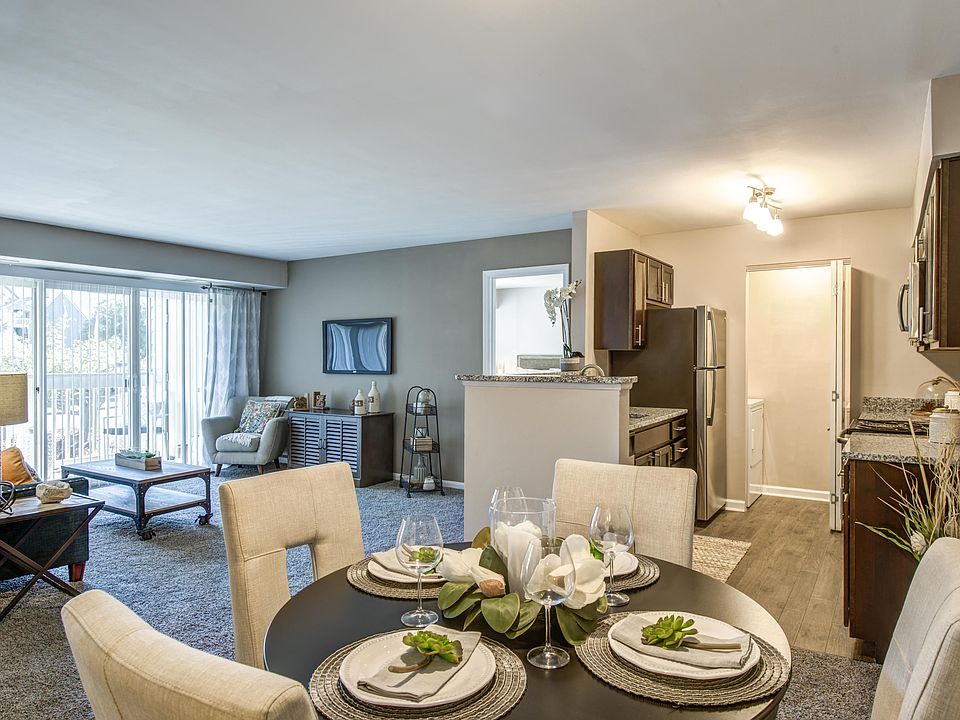 The Crossings at White Marsh Apartments 1 Lincoln Woods Way Perry