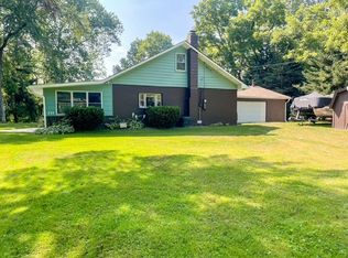 131 Coconut Dr, New Castle, PA 16105