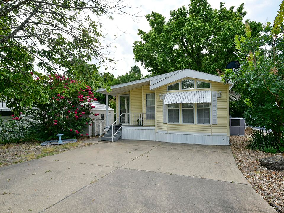 1st image of 307 Sunshine Circle