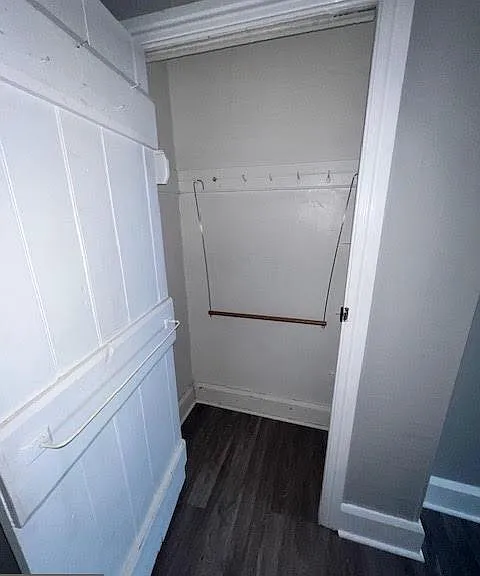 131 W Miner St — Photo 6