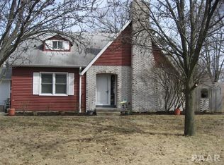 311 S Spruce St, Washington, IL 61571