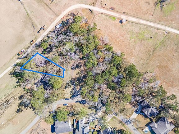 2nd image of 23 & 22 Holly Springs Dr #A