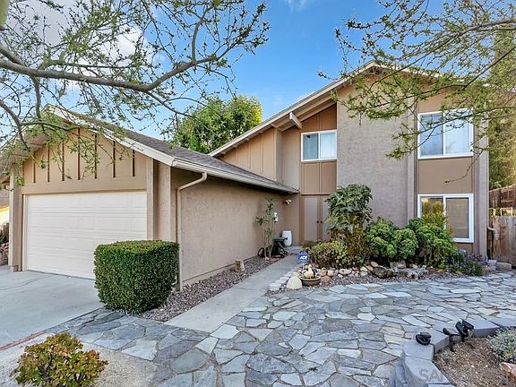2nd image of 8116 Dicenza Ln