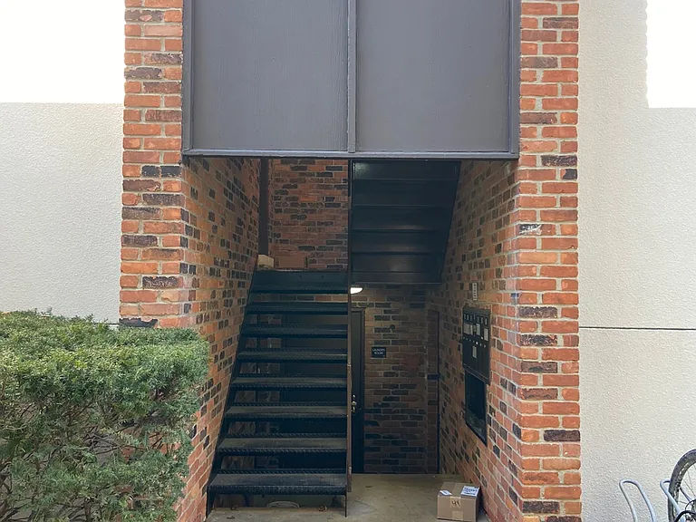 1600 Packard St #3 — Photo 3