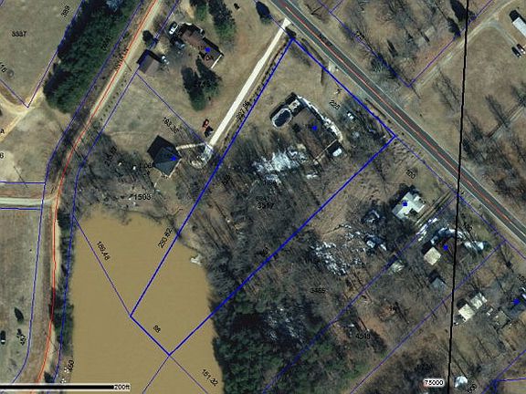2nd image of 132 Nc Highway 87