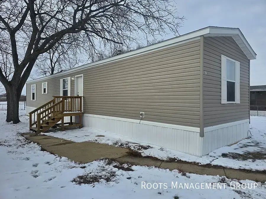 1st image of 8419 N Selkirk Dr #Se8419