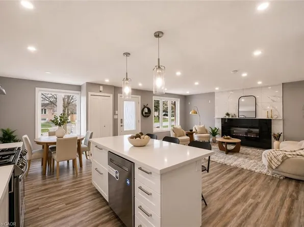 86 Carlyle Dr, Kitchener, ON N2P 1P5