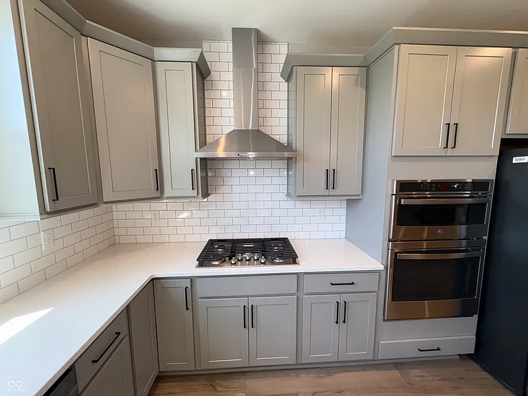 418 Elite St — Photo 12