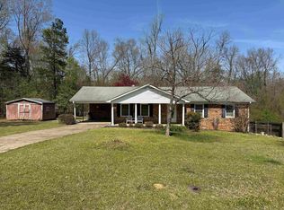 445 Barker Dr, Savannah, TN 38372