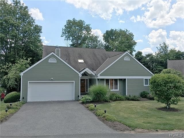 1st image of 3 Charlotte Ct