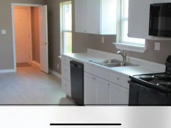 17317 Avondale Cir, Diberville, MS 39540