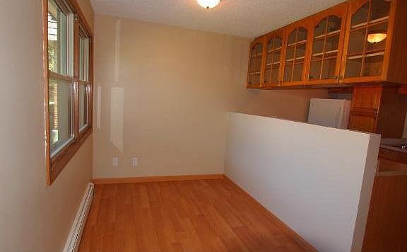 3rd image of 1482 21st Avenue NW