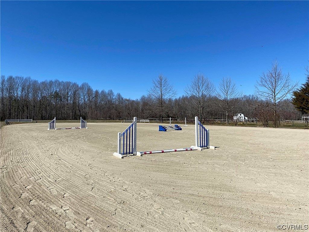 639 Sandy Point Rd, West Point, VA 23181 MLS 2324082 Zillow
