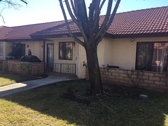 1st image of 19244 Cottonwood Dr