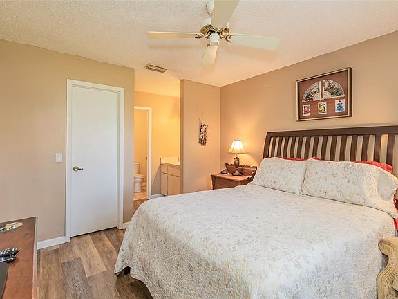 5th image of 12509 Glendale Ct