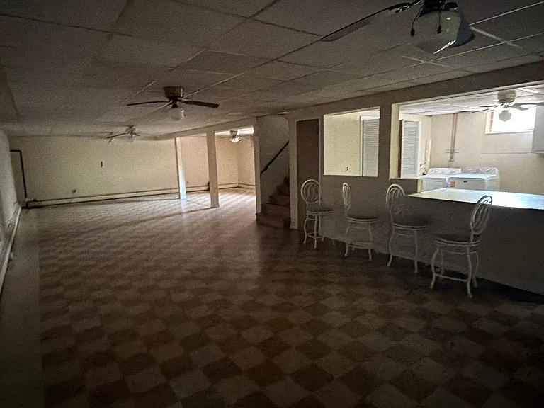 545 Cassville Rd — Photo 32