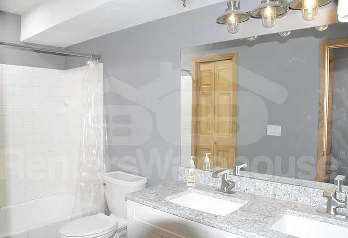 710 E 143rd St — Photo 14