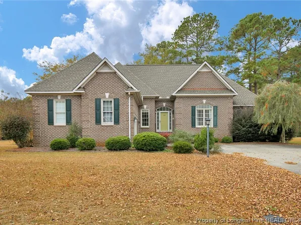 1106 Four Wood Dr, Fayetteville, NC 28312