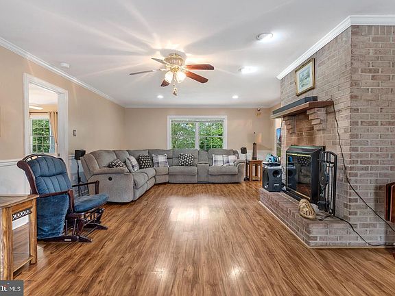 5th image of 101 Veronica Ln