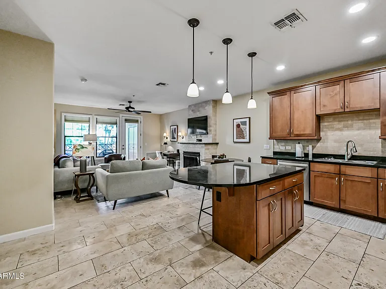 7291 N Scottsdale Rd #2008 — Photo 4