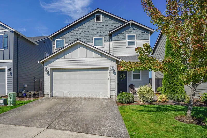3 bed, 2.5 bath, 1665 sqft, $2,795 — Photo 3